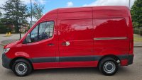 MERCEDES-BENZ SPRINTER