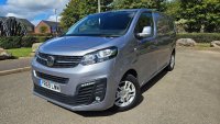 VAUXHALL VIVARO